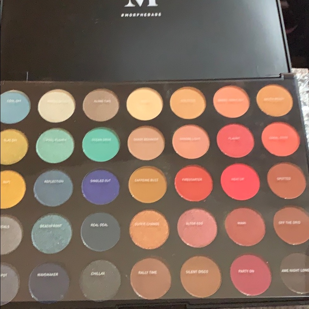 Morphe eyeshadow